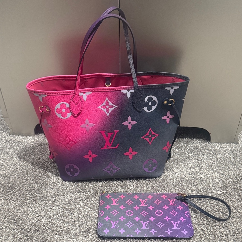 Monogram Giant Spring In The City Neverfull MM Midnight Fuchsia set